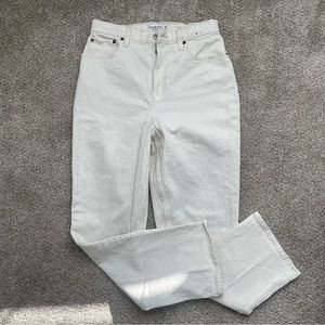 Abercrombie & Fitch Curve Love 90s Straight Jean